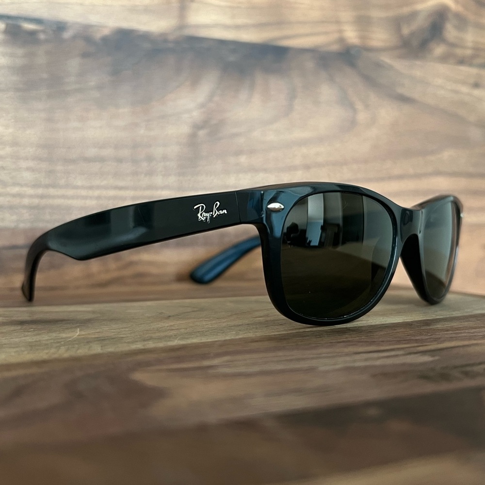 Ray-Ban New Wayfarer RB2132